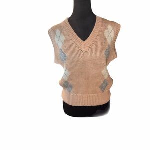 Sleeveless light pink vintage V-Neck Argyle Sweater Vest